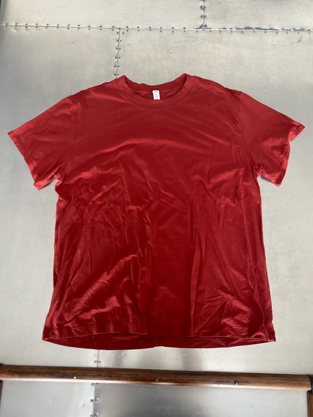 LULULEMON Tshirt